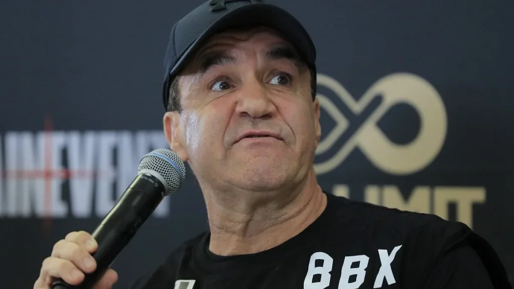 Aussie boxing legend Jeff Fenech hospitalised as he faces fresh new health battle: ‘He’s always a fighter’