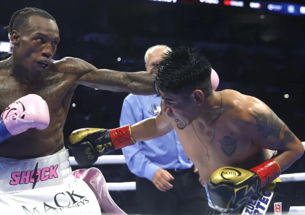 Boxing Mailbag: O’Shaquie Foster’s Fighter of the Year Case, Vasiliy Lomachenko’s 130-Pound Return, and Canelo’s All-Time Legacy