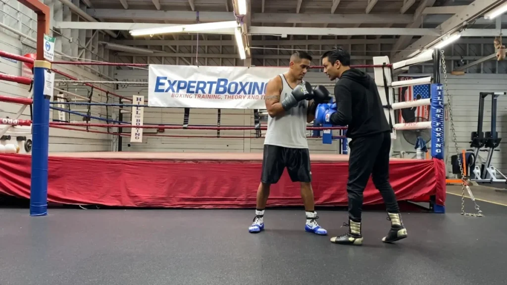 Masterclass in Ring Generalship: Expert Boxing Unveils Comprehensive 30-Day Advanced Defense Program