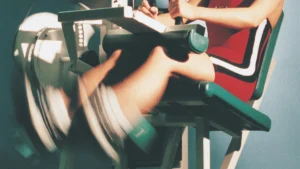 New Research Reveals Why Squats Fail to Build Hamstrings and Highlights the Optimal Way to Train Them