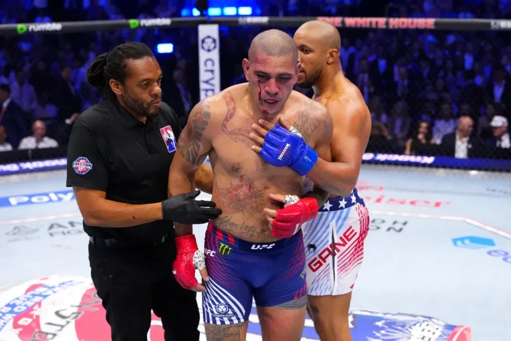 UFC Veteran Referee Herb Dean Faces Growing Fan Backlash as Alex Pereira Opens Up on Controversial Bout and Future Demands
